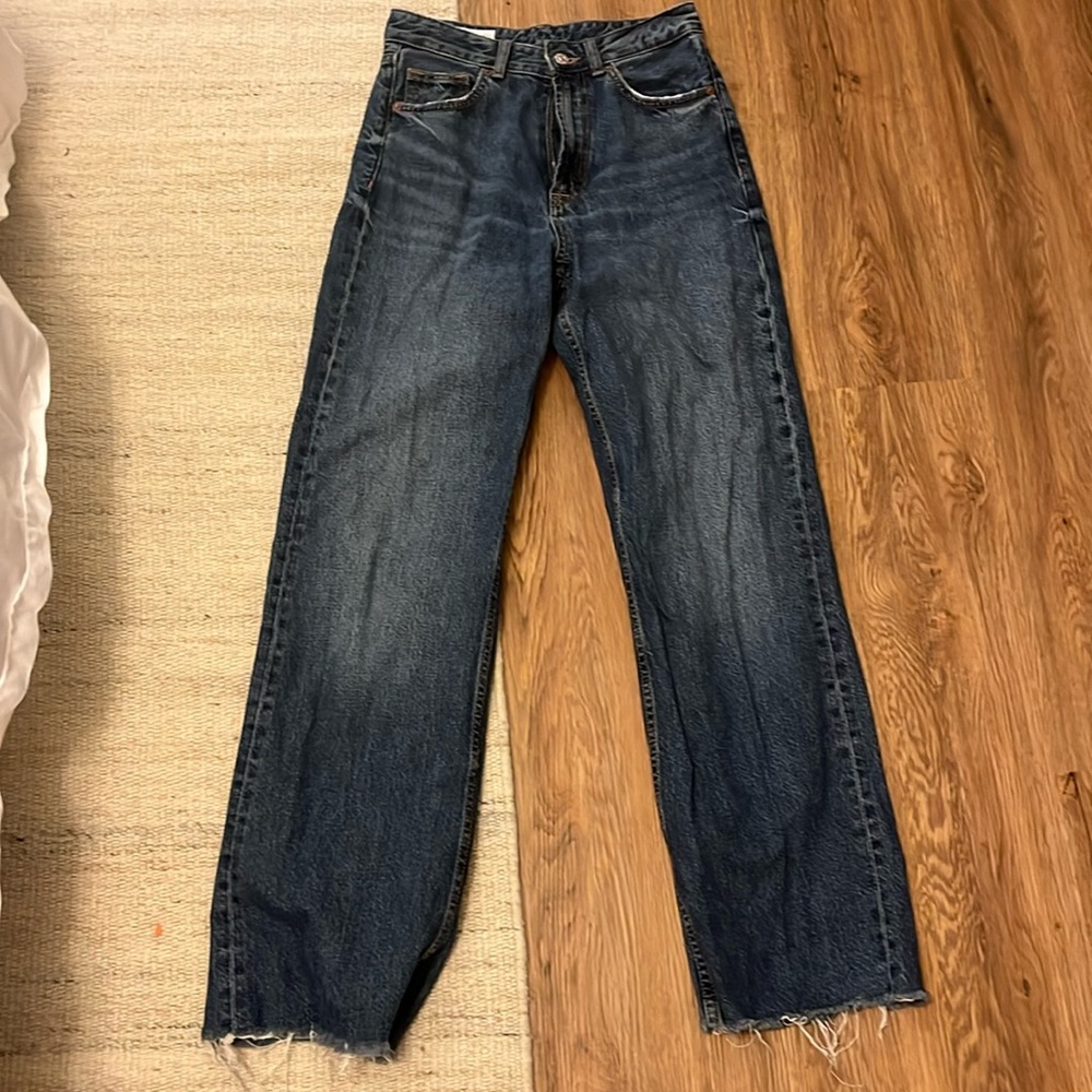 Zara straight leg Jeans!
